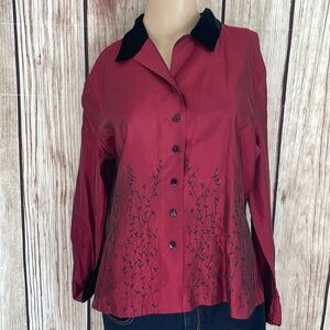 Silkland Red 100% Silk Blouse with Black Velvet Collar and Floral accents Size 6